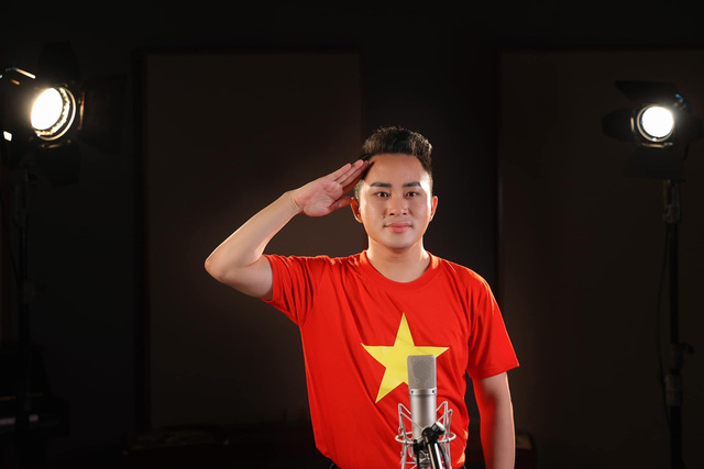 Ca sĩ Tùng Dương làm MV "Tiến quân ca"